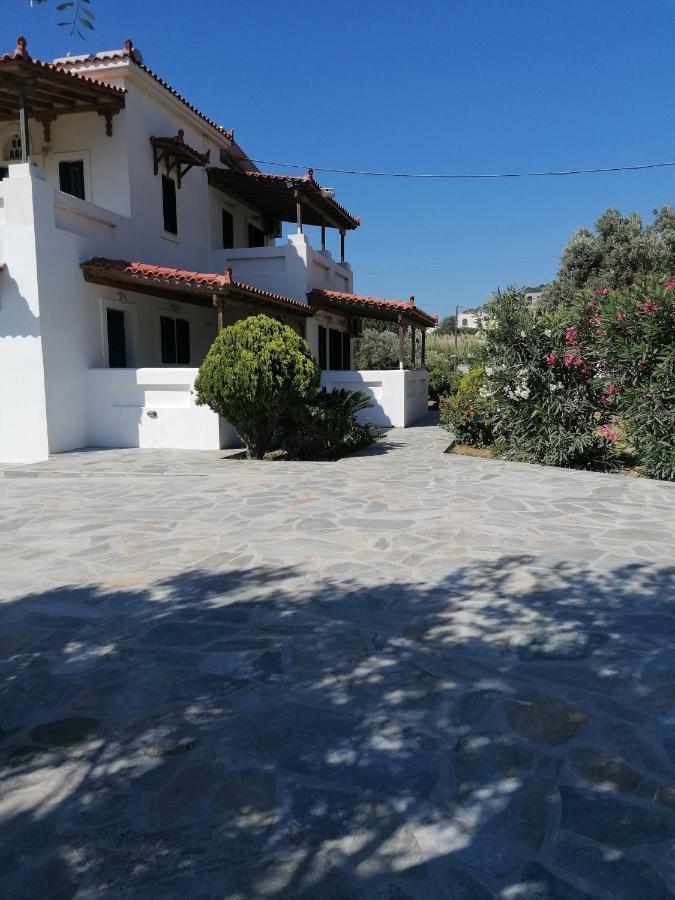 Lefakis Aegean Breeze Ormos (Andros)