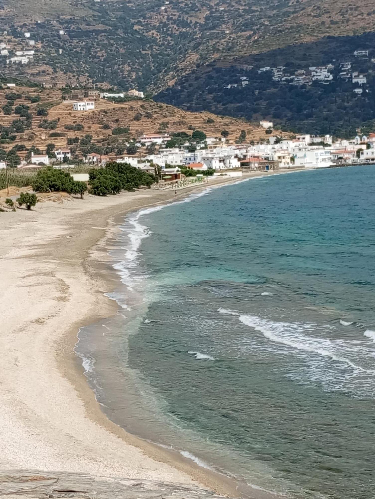 Lefakis Aegean Breeze * Ormos (Andros)