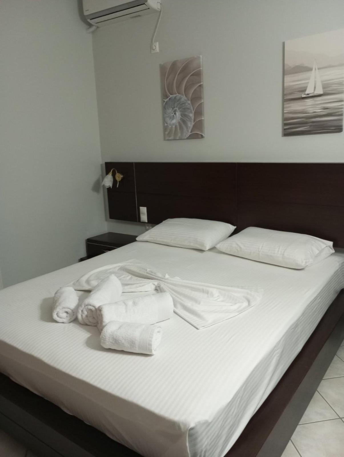 Lefakis Aegean Breeze * Ormos (Andros)